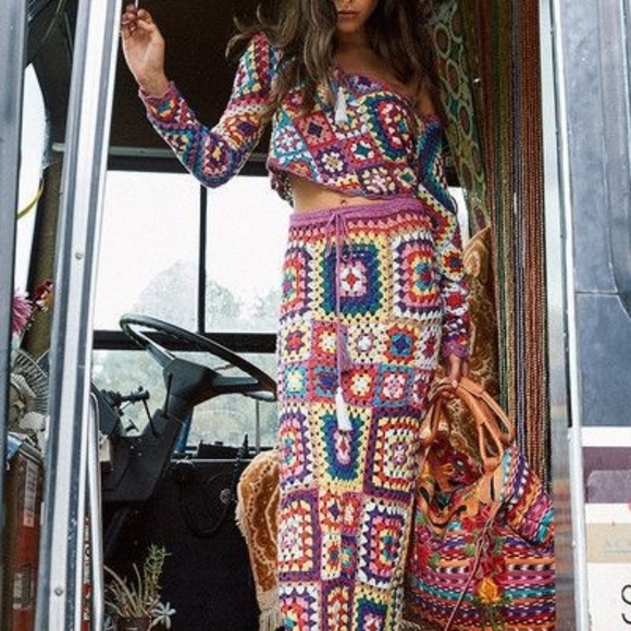 Spell and the Gypsy Carnaby Crochet Crop top and Maxi Skirt Set - Picture 4 of 7